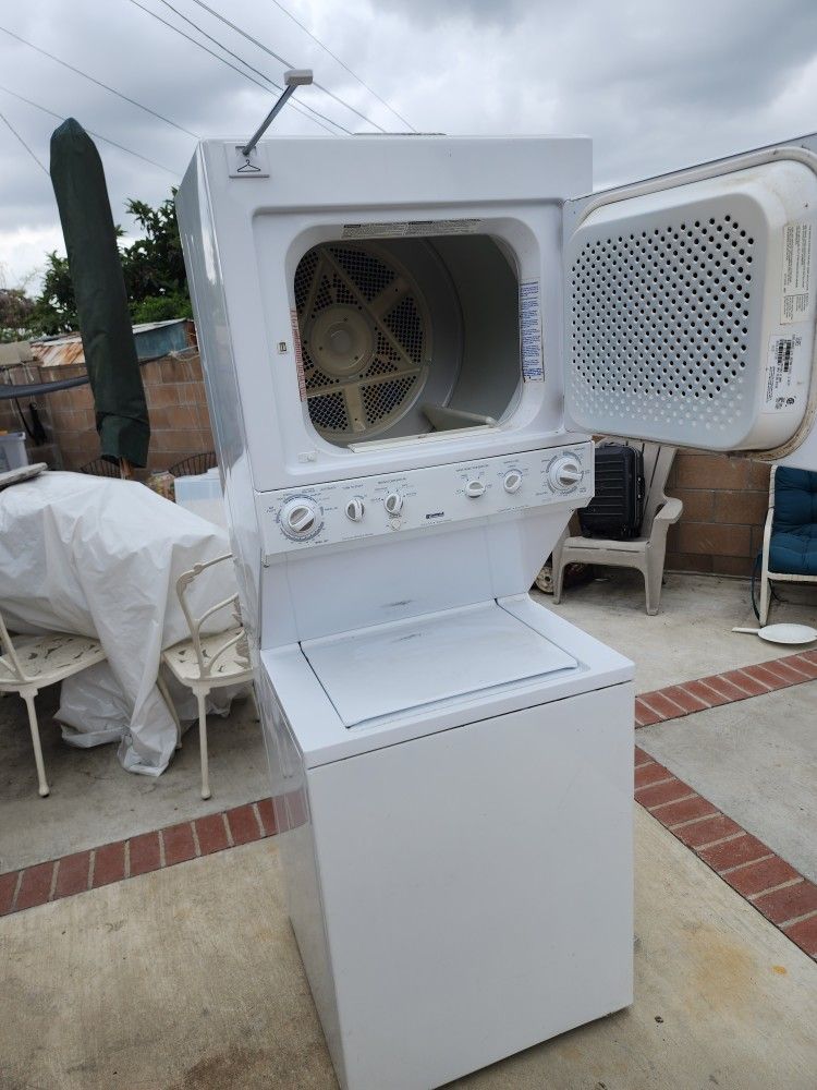 Gas Dryer  And Washer