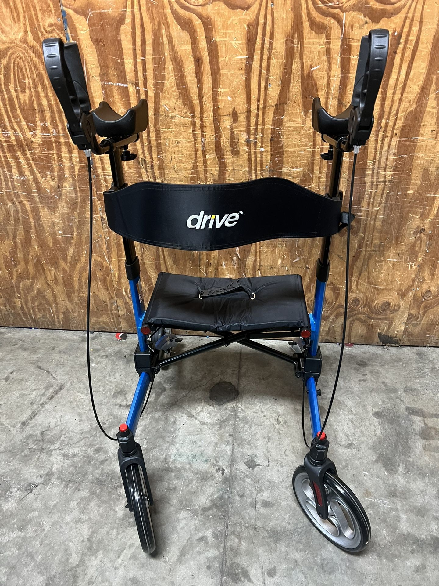 Drive medical upright walker excellent condition like new