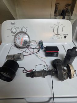 Tachometer oil pressure temperature gage