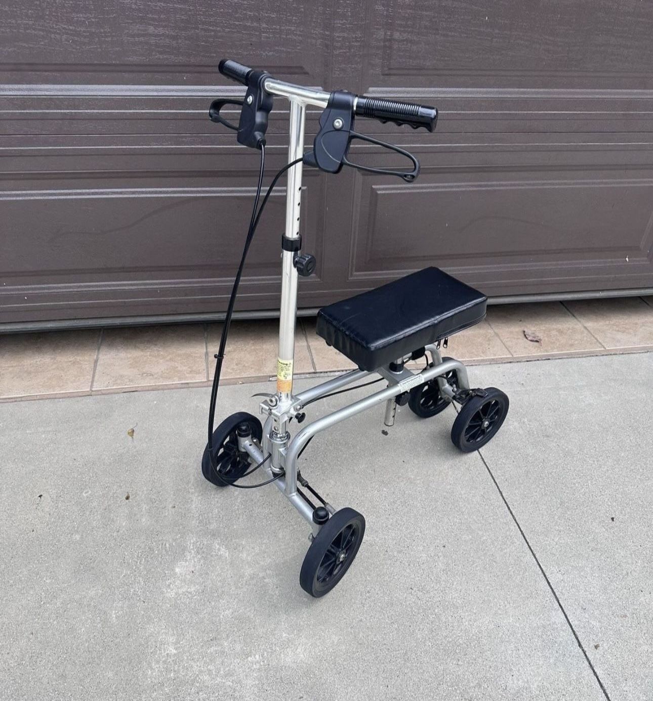 Padded Knee Ankle Scooter Like New
