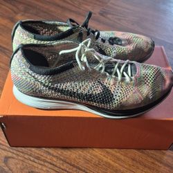 Nike Flyknit Racer Multi Color 