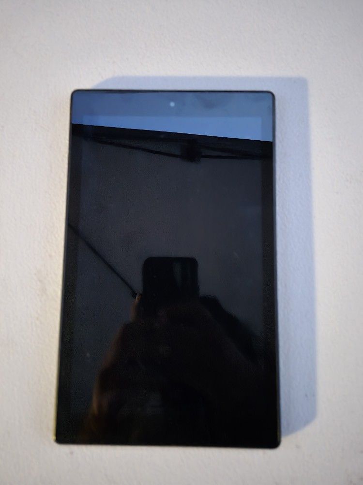 Amazon Fire HD 10 7th Gen Tablet