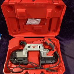 🧰🛠Milwaukee 11 Amp Deep Cut Band Saw w/Hard Case-LIGHTLY USED/NEW CONDITION!-$230!🧰🛠