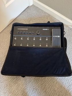 Line6 Firehawk FX Guitar Multi-Effects Processor Pedal Board