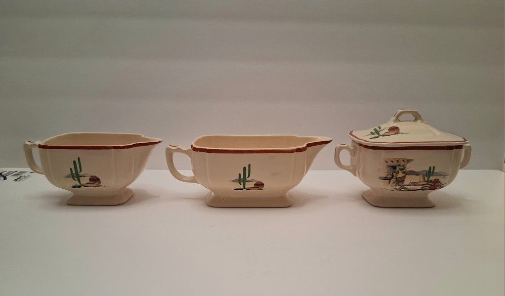 L@@K! 👀Vintage HOMER LAUGHLIN MEXICAN HACIENDA RIVIERA Creamer Gravy Boat Sugar Bowl & Lid ...asking $60.00 👀....