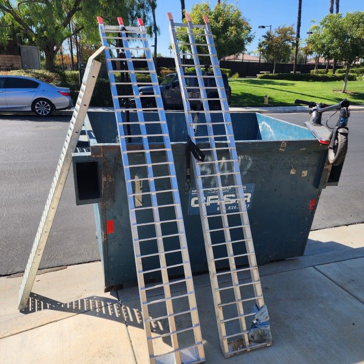 (3/4 Remaining)Aluminum Loading Ramps $100/ea
