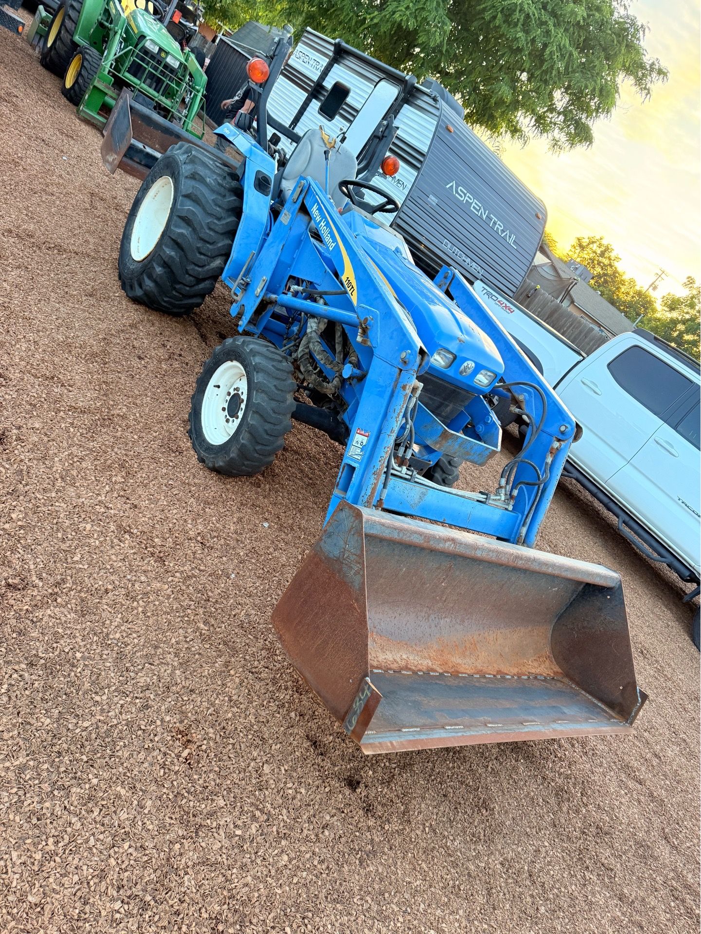 new holland T1510