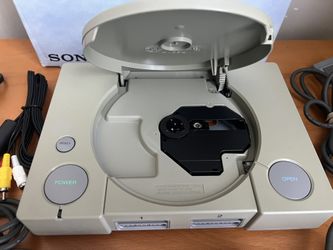 Sony Playstation 1 PS1 Console with Cables & Original Controller