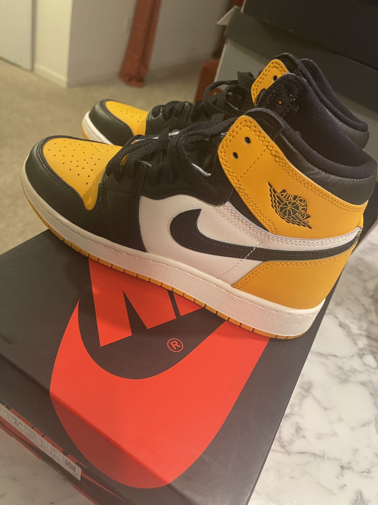 Jordan Retro 1’s   $65 Size 6 Boys 