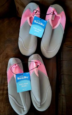 GIRLS WATER 💧 SHOES