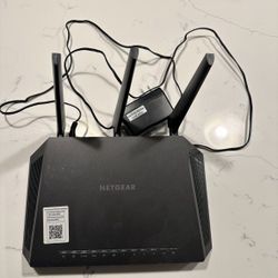 Netgear Nighthawk R 7000  Dual wifi Band Router 