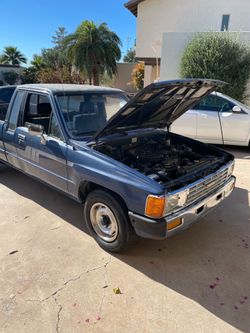 1986 Toyota Pickup – Extended Cab, 2WD – Runs & Drives – $6,800 OBO