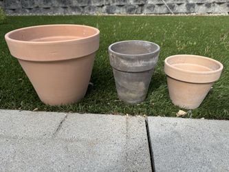 Set of 3 Terra Cotta Plant Pots Cleaned & Ready to Use