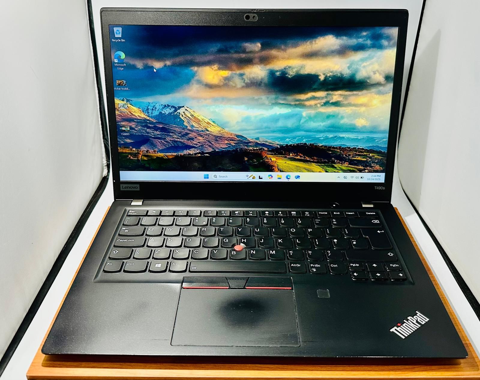 Lenovo T490S 14” Core i5 16GB RAM 500GB SSD Windows 11 PRO