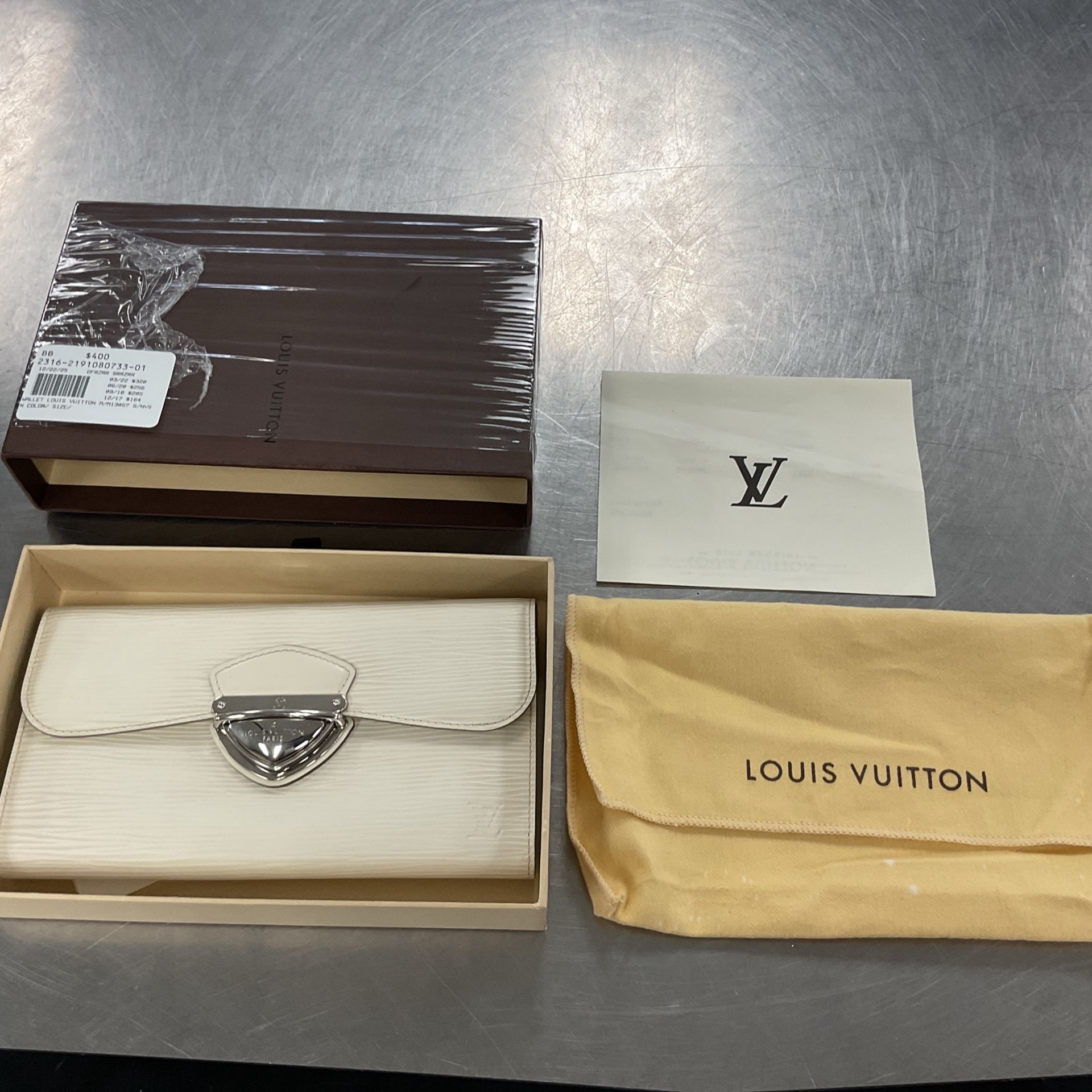 Louis Vuitton White Wallet