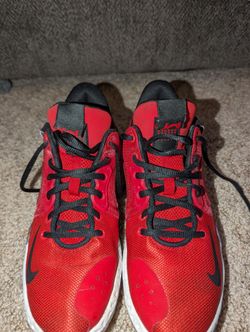 Nike KD Trey 5 VII University Red
Size 7