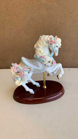 Carousel horse