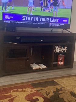 Tv stand