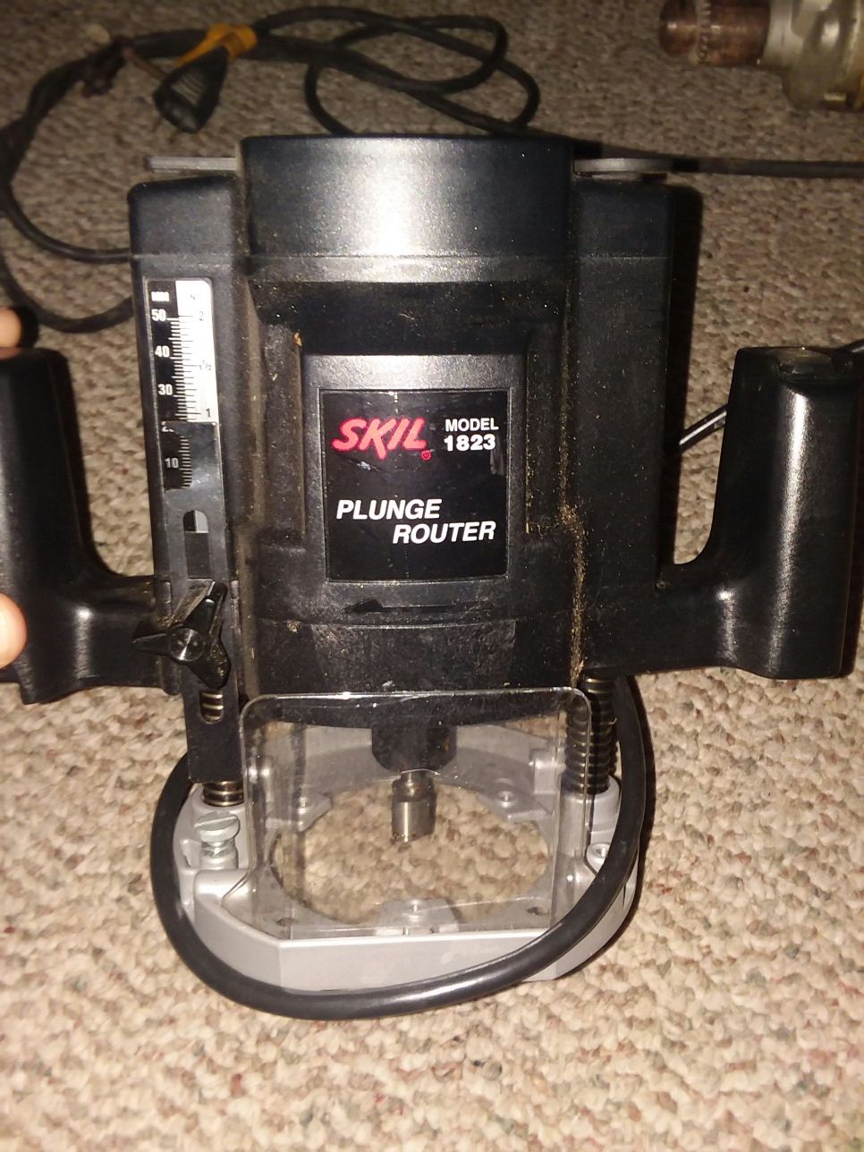 Skil 1823 plunge router tool like new barely used wood working router 8.5 amps very strong motor