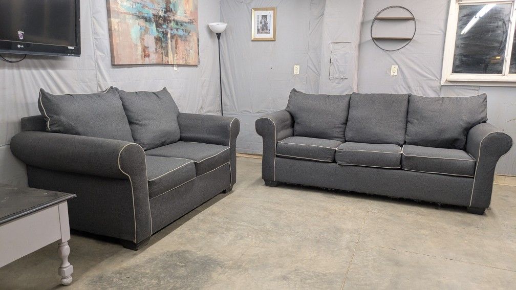 β Grey Sofa And Love Seat - Modern Sofa Freshly Cleaned + Free Delivery