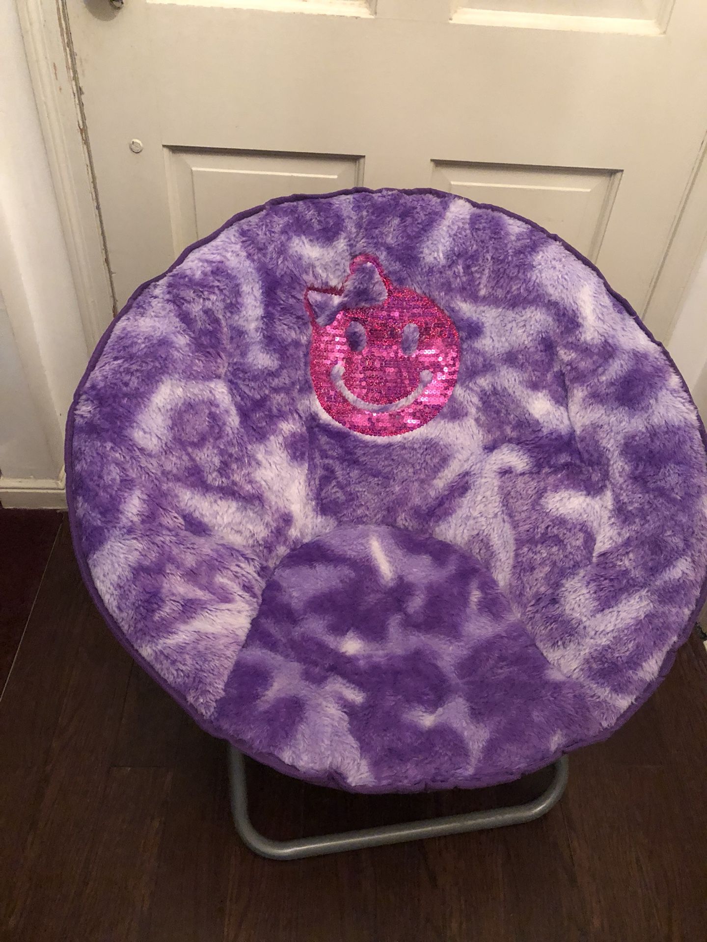 Hello Kitty dorm room saucer chair nice!