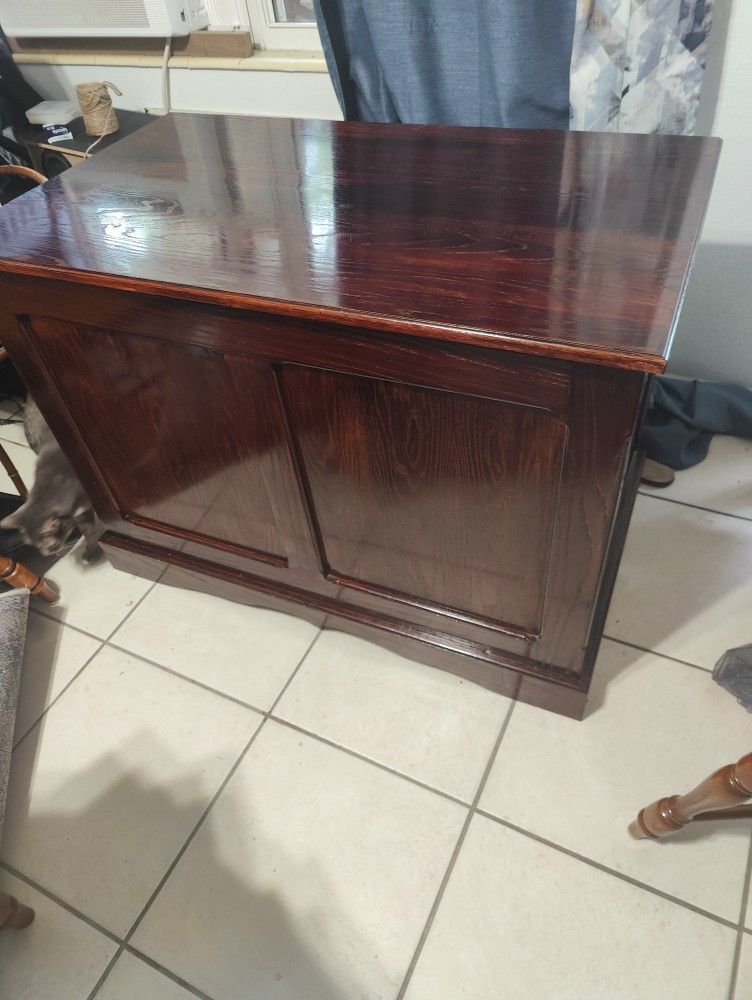 Refurbished Ceder Box With Removable Tray