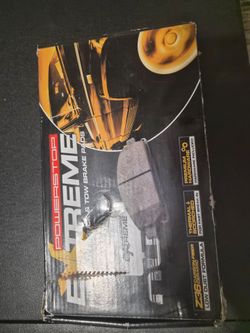Brake pads / Pastillas de frenos traseras