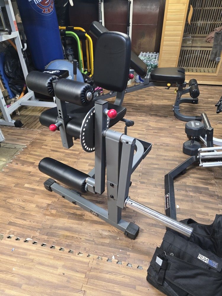 XMark Leg Extension Leg Curl in new condition