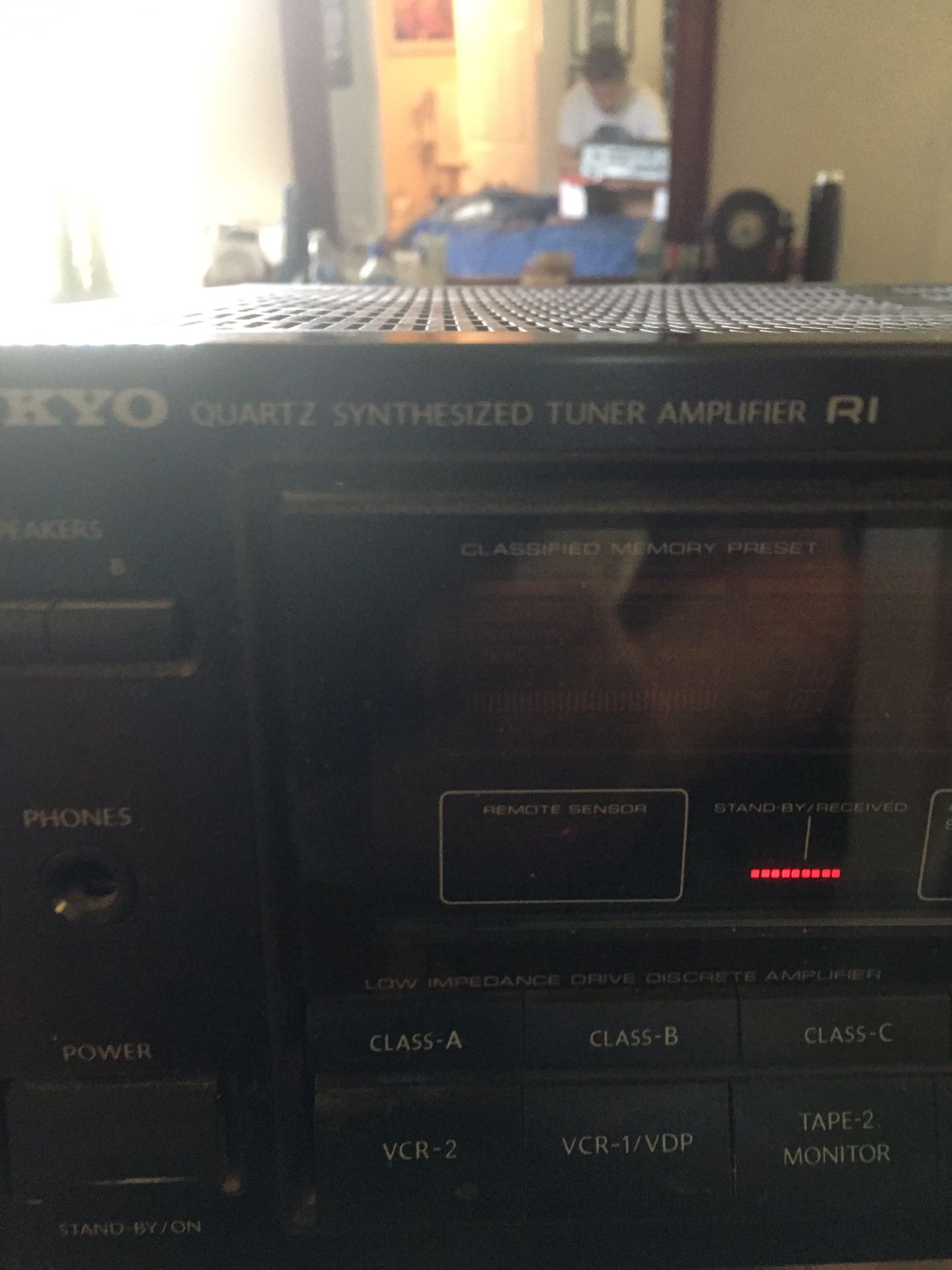 Onkyo- AM/Fm synthesized Tuner Amplifier TX-844