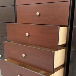 5  Drawer  Cherry color with  rails