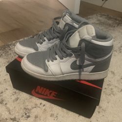 Jordan 1 High OG Stealth Grey Size 5