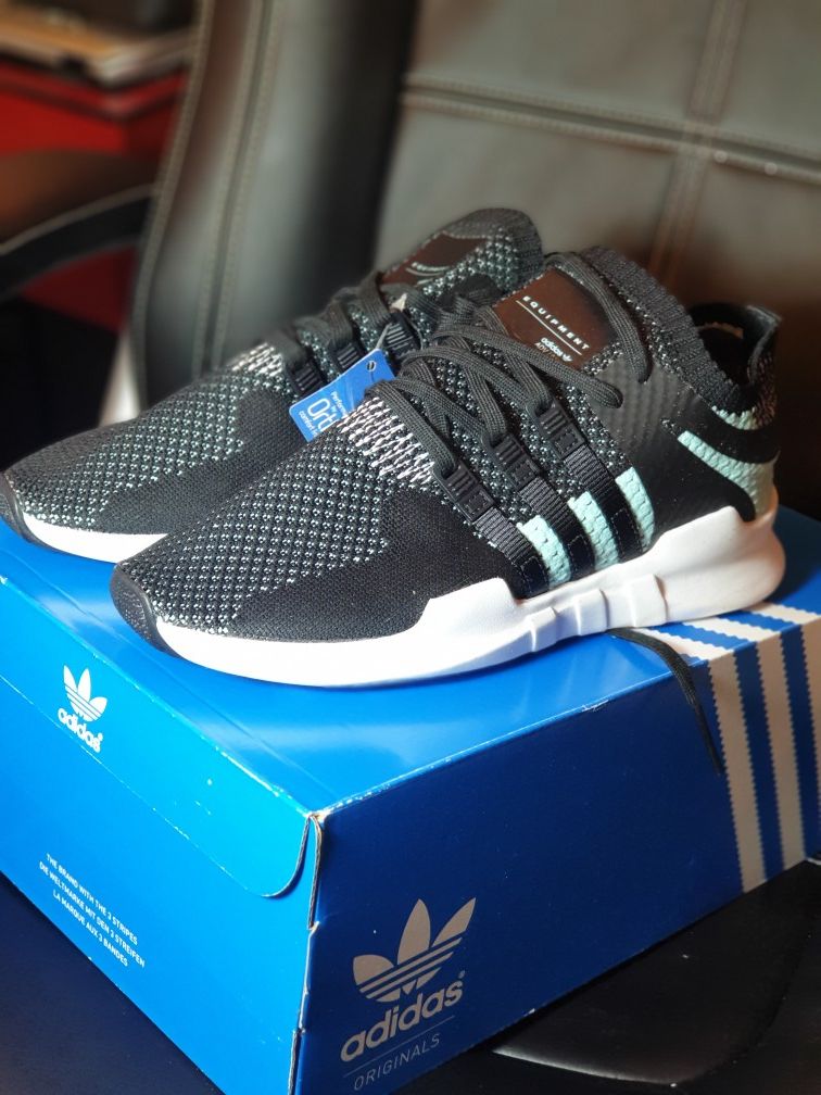 Adidas womens shoes size