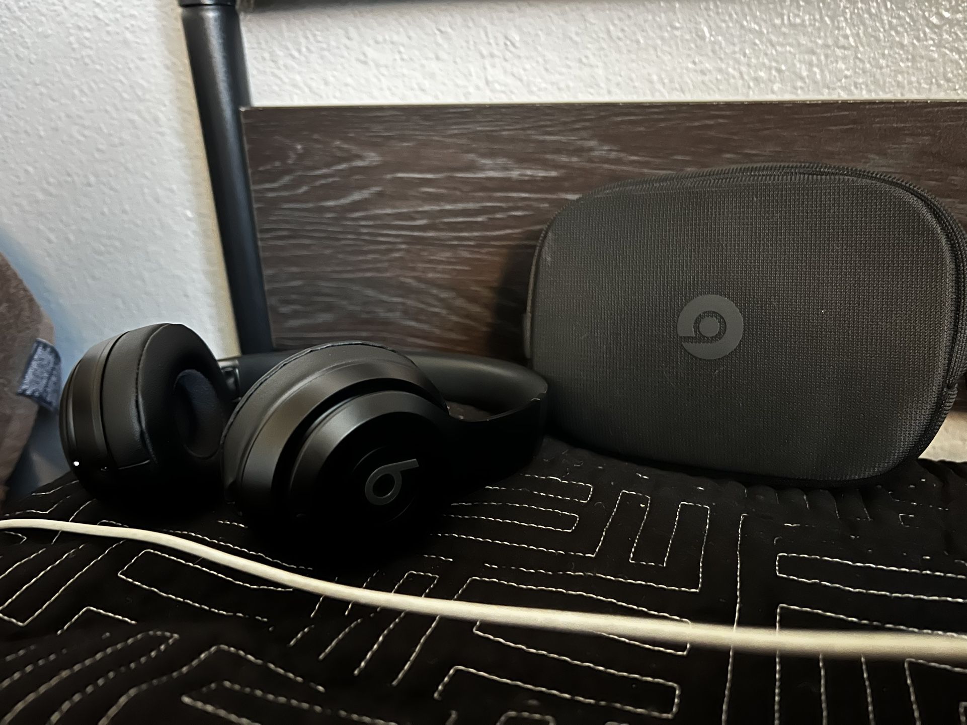 Beats Solo 4
