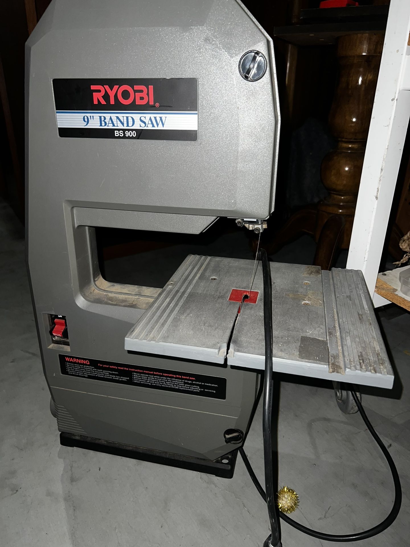 Ryobi BS 900 9" Band Saw