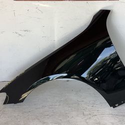 2017 2020 Mercedes Benz E400 left fender (6Y)