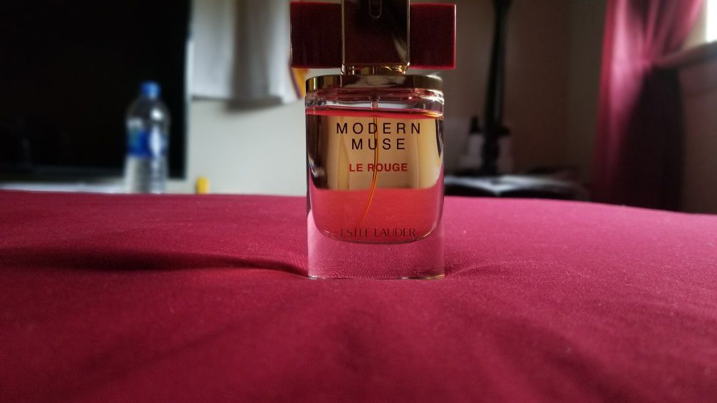 Modern Muse Le Rouge Perfume