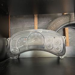 Escalade Cluster