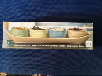 Stoneware  serving set of bowls