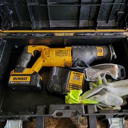 Dewalt 20v Saw Zaw