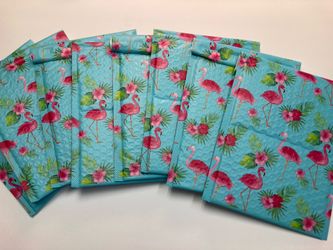 16 Pink Flamingo Bubble Mailers, 9“ X 6”