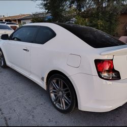 Toyota 2013 Scion tC