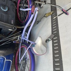 Women’s Huffy Beach  Cruiser