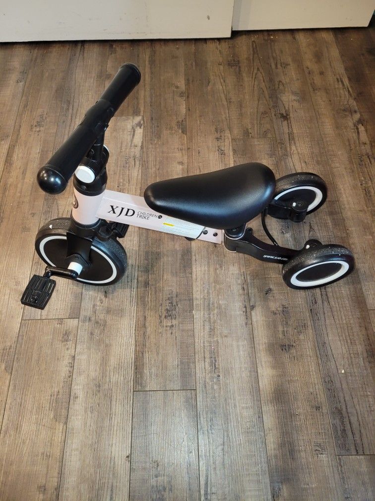 XJD Balance Bike Toddlers