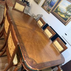 Elegant Wood Dinning Room Set