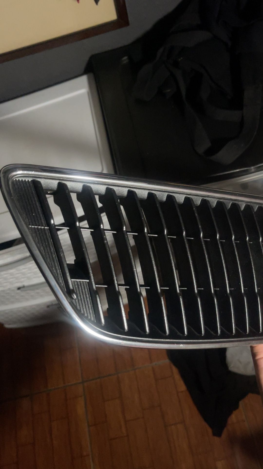 Chrome & Black Lexus Gs300 Gs400 Grill