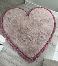 Heart pink rug 3x9 x 3x9