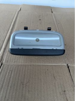 G8 Gt  2009 rear dome light