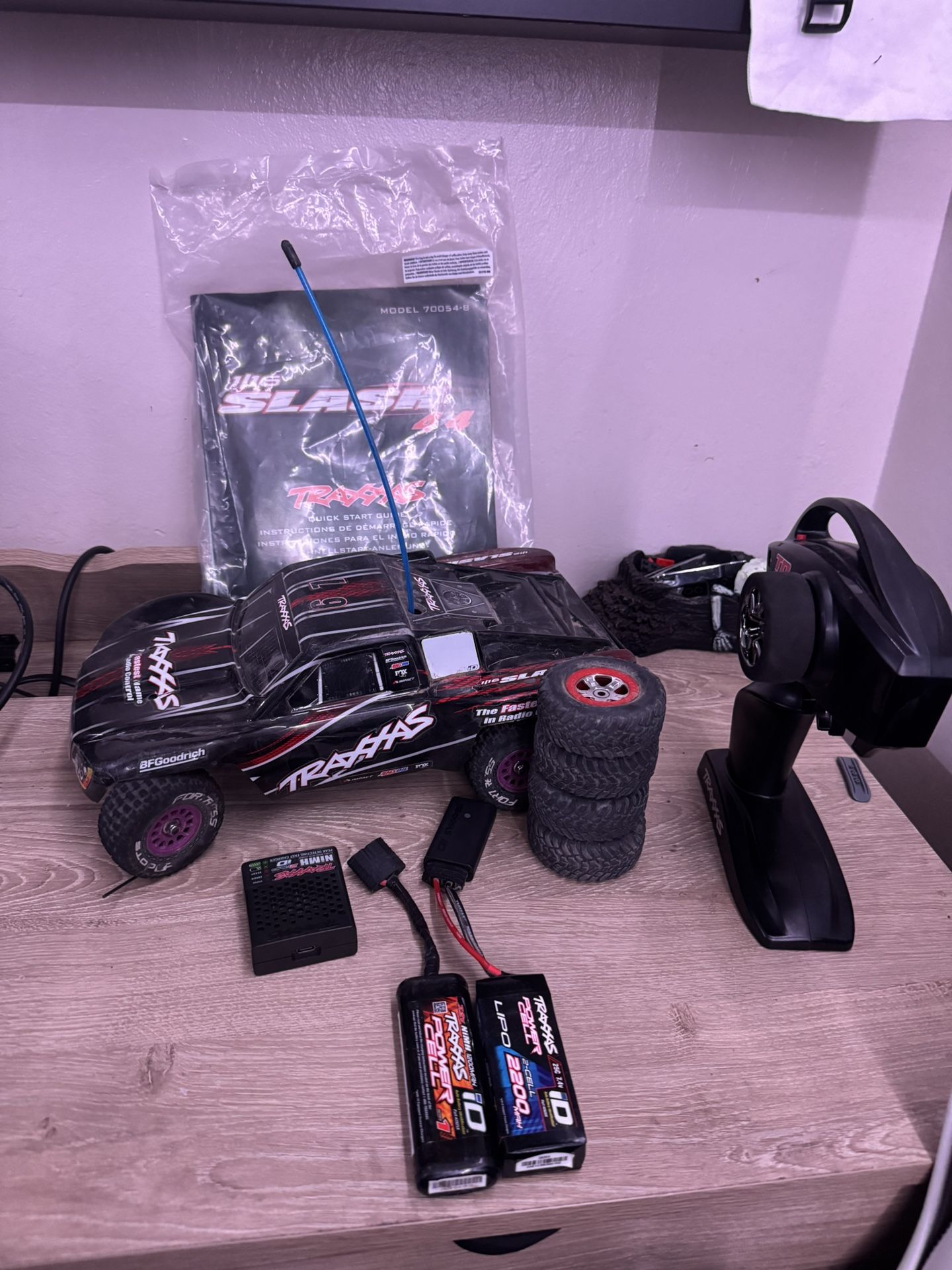traxxas 1/16 slash  4x4