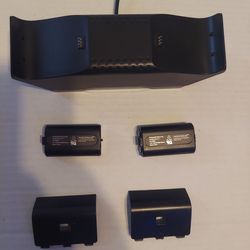 Used INSIGNIA NS-XCHRG2 Charging Dock Controller Charger 2 Batteries