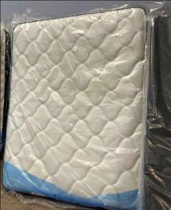 ⚡️King & Cal King Mattresses in Plastic⚡️